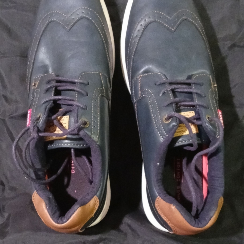 Men Levi Casual Rubber Sole Shoes